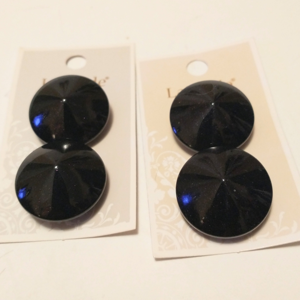 LA MODE Large Buttons 4‎ Round Pyramid Black Plastic 1 1/8"